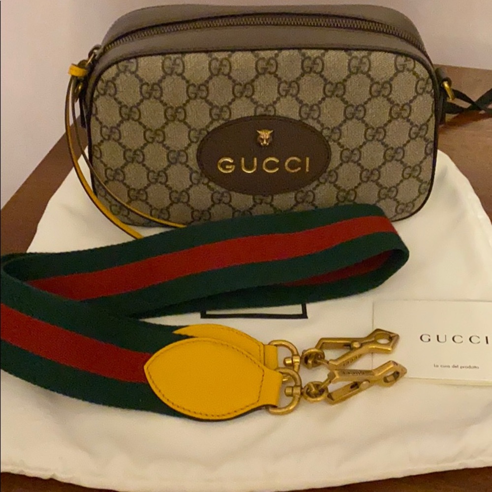 GUCCI Neo Vintage GG Supreme messenger bag